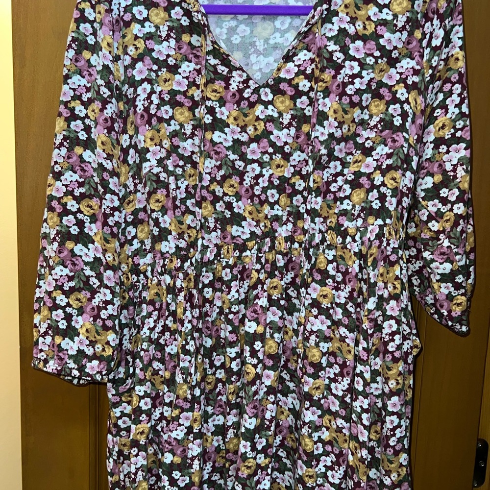 Floral Dress - Picture 3 of 4